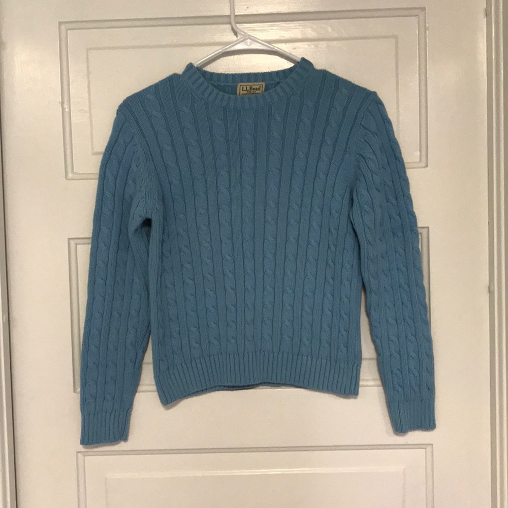 Women’s sweater size small